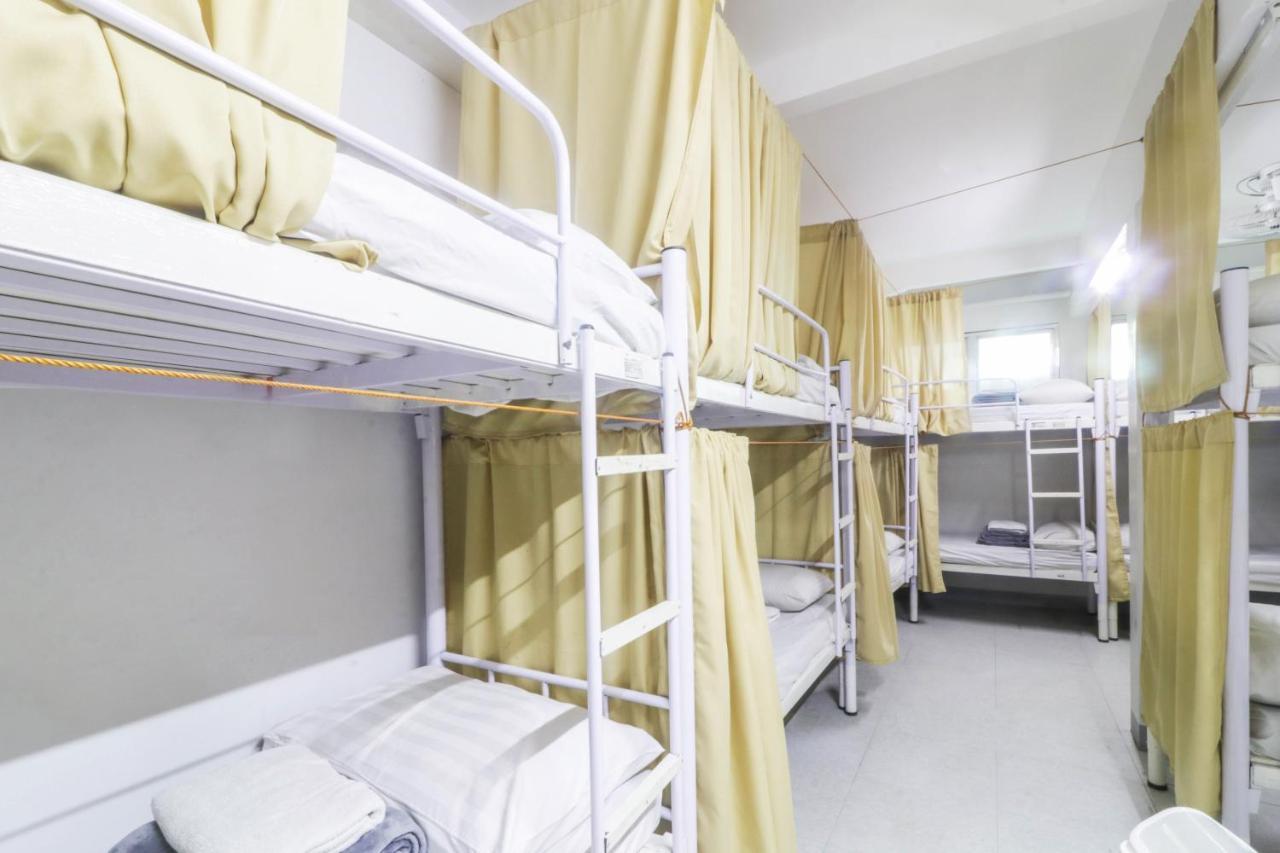 D Bunk Dormitory Pasay Exterior foto