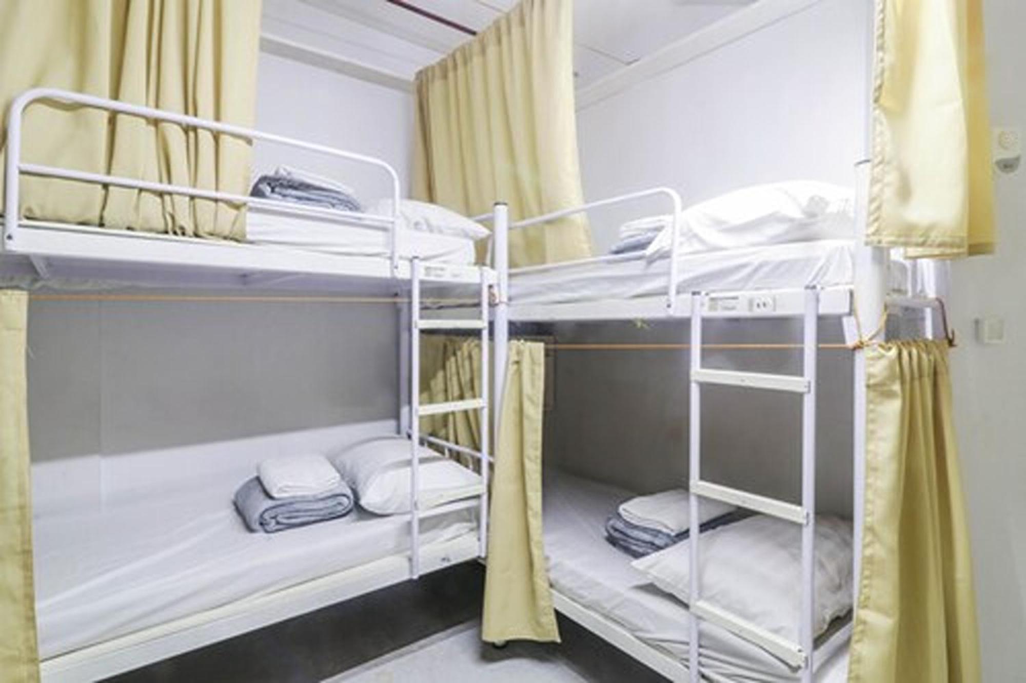 D Bunk Dormitory Pasay Exterior foto
