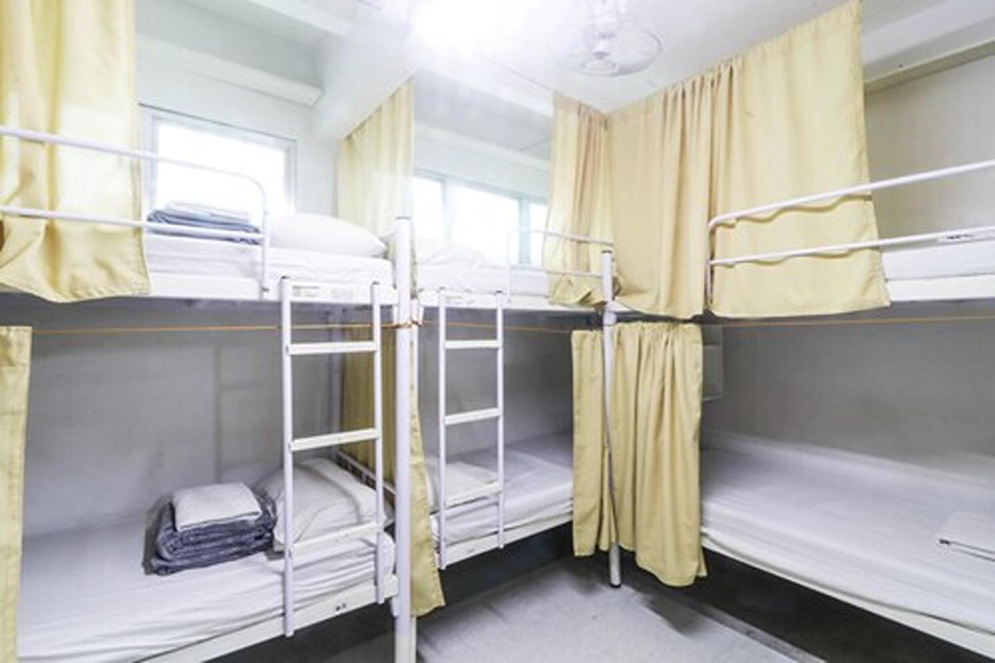 D Bunk Dormitory Pasay Exterior foto